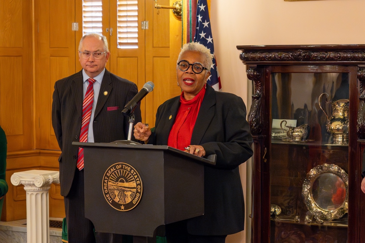 Hicks-Hudson, Smith Introduce Pay Equity Legislation