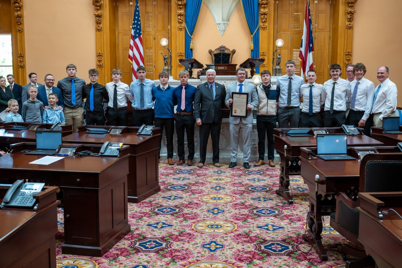 Landis Honors Maysville Basketball Team