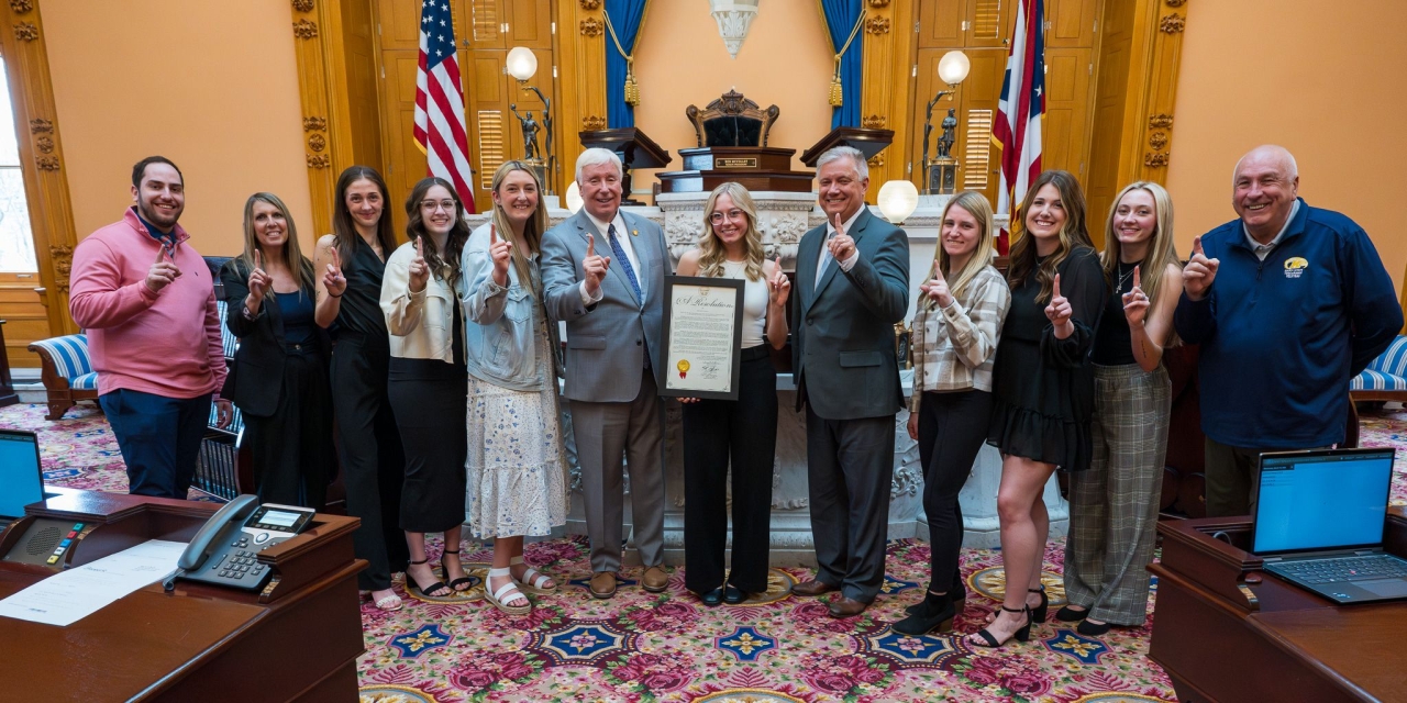 Landis Recognizes Volleyball National Champions