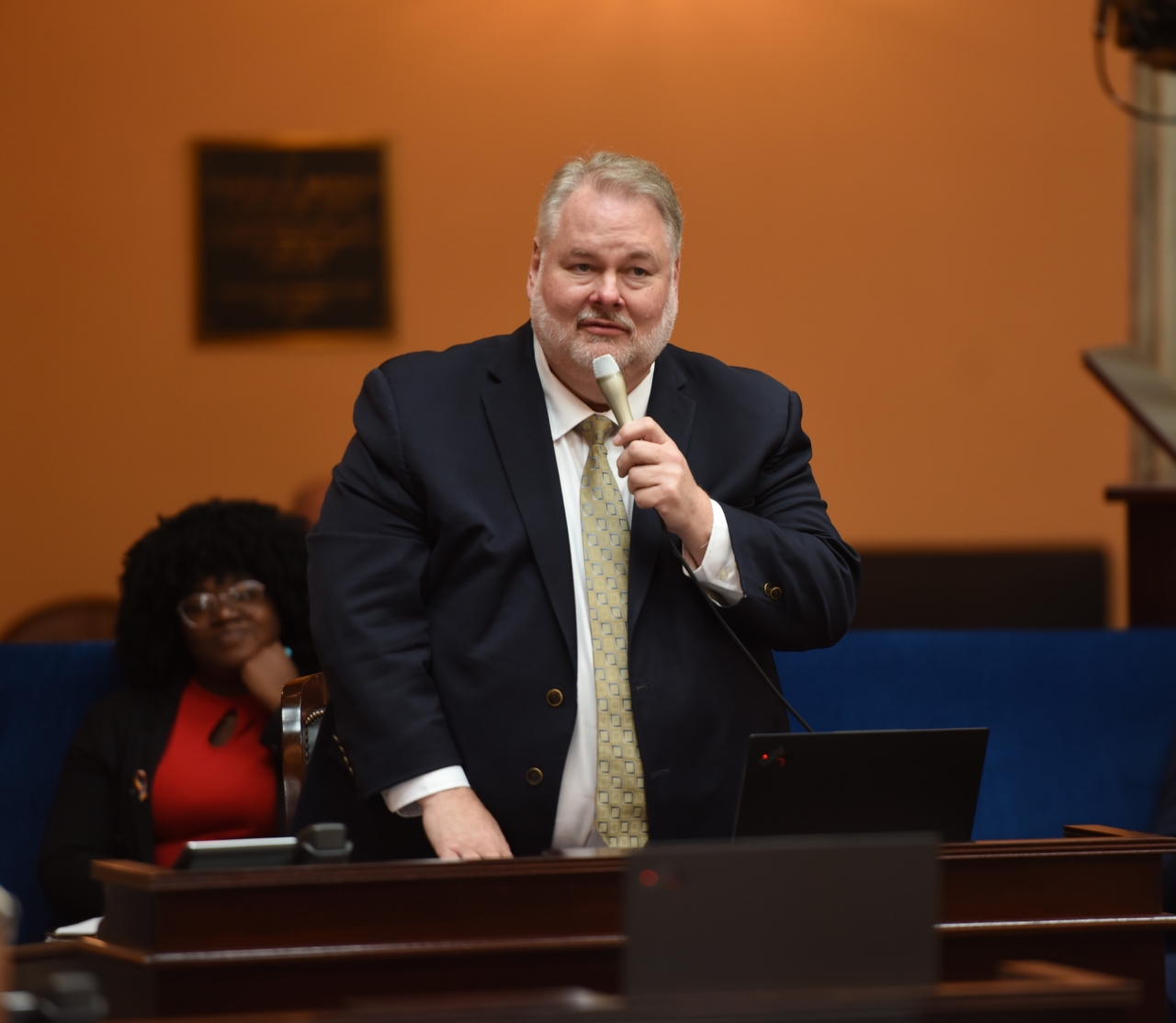Senate Passes Bill Allowing Patients Access To Hospital Price Information
