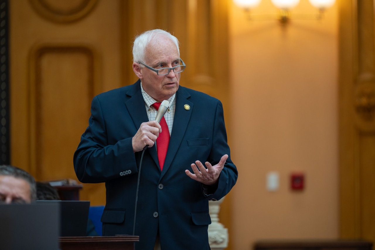Senate Passes Johnson Drug Abuse Education Bill