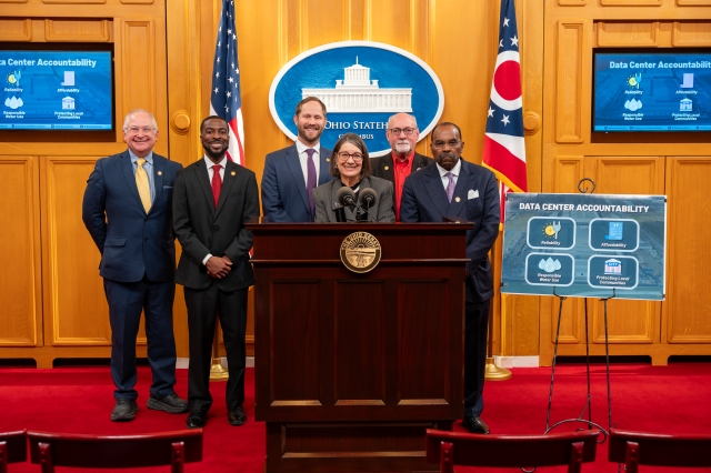 Blackshear, Senate Democrats in Calling for Bipartisan Data Center Accountability Legislation