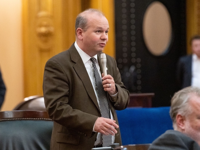 Brenner Bill to Improve Literacy Instruction for Ohio's Children