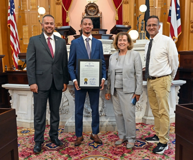 Manning Recognizes Mateo Medina for Record-Breaking State Titles