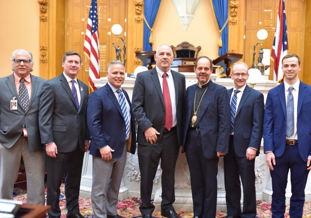 Senator Steve Huffman Welcomes Distinguished Guests to Governor's State of the State Address