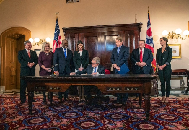 Wilson Joins Governor for Signing of Bill Improving Ohioans' Ability to Obtain Credentials for In-Demand Jobs